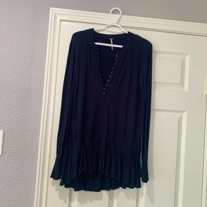 Black oversized long sleeve shirt